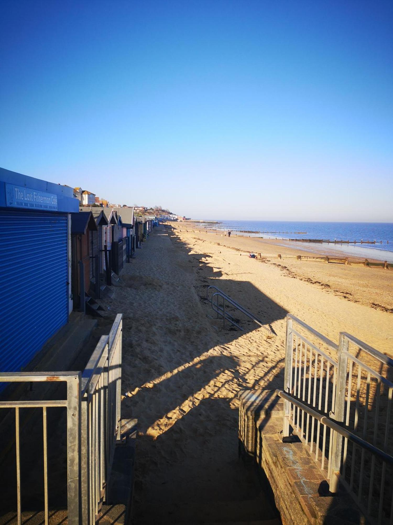 Lovely 2-Bed Caravan In Walton On The Naze Eksteriør billede